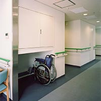 車椅子収納スペース